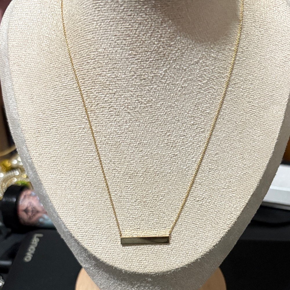 Sleek Gold Bar Necklace